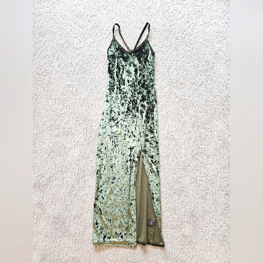 Bodycon 90s Green Velvet Dress